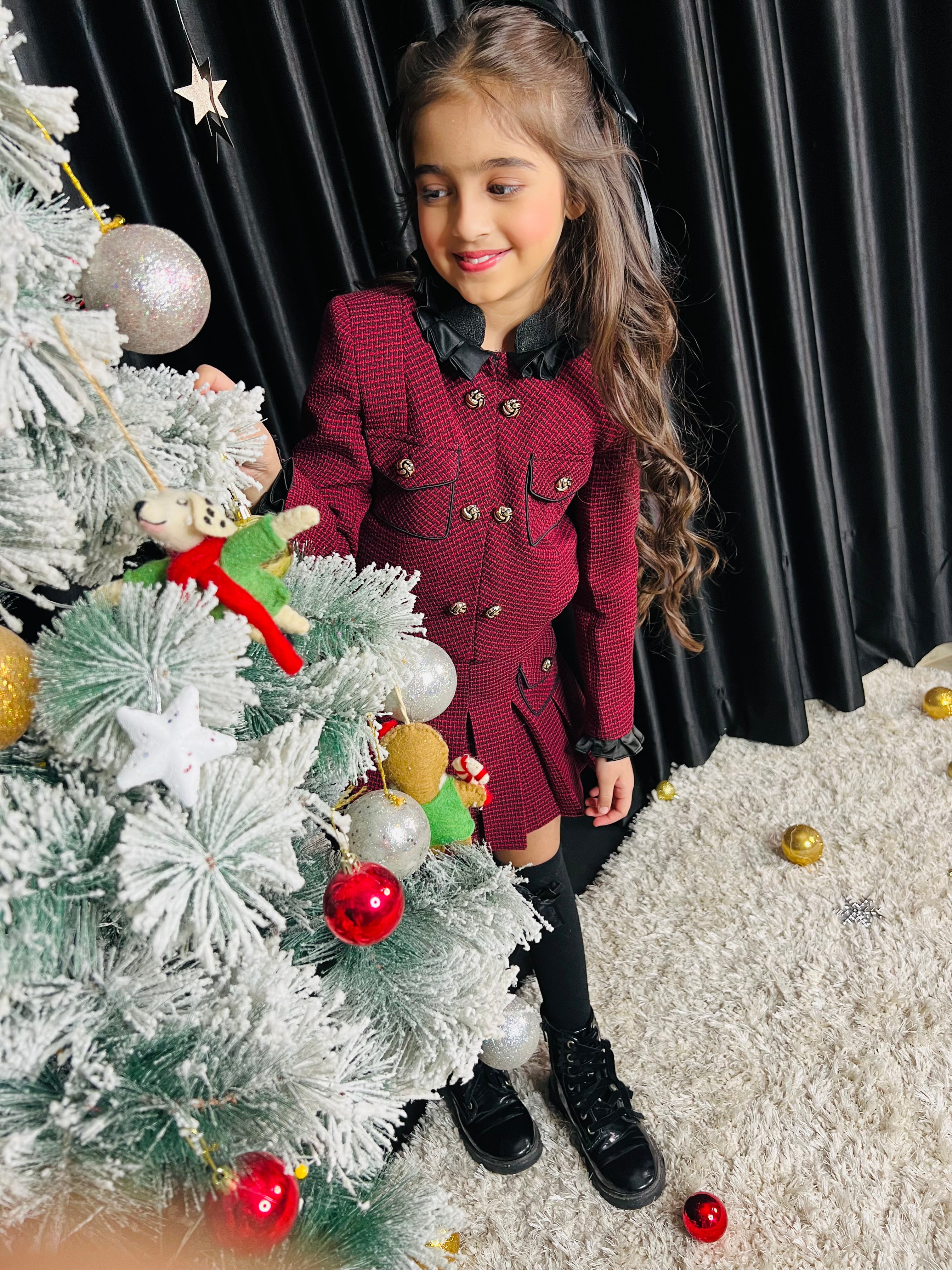 Tinsel & Tweed